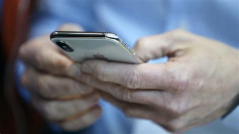 This new iPhone feature could compromise your personal info